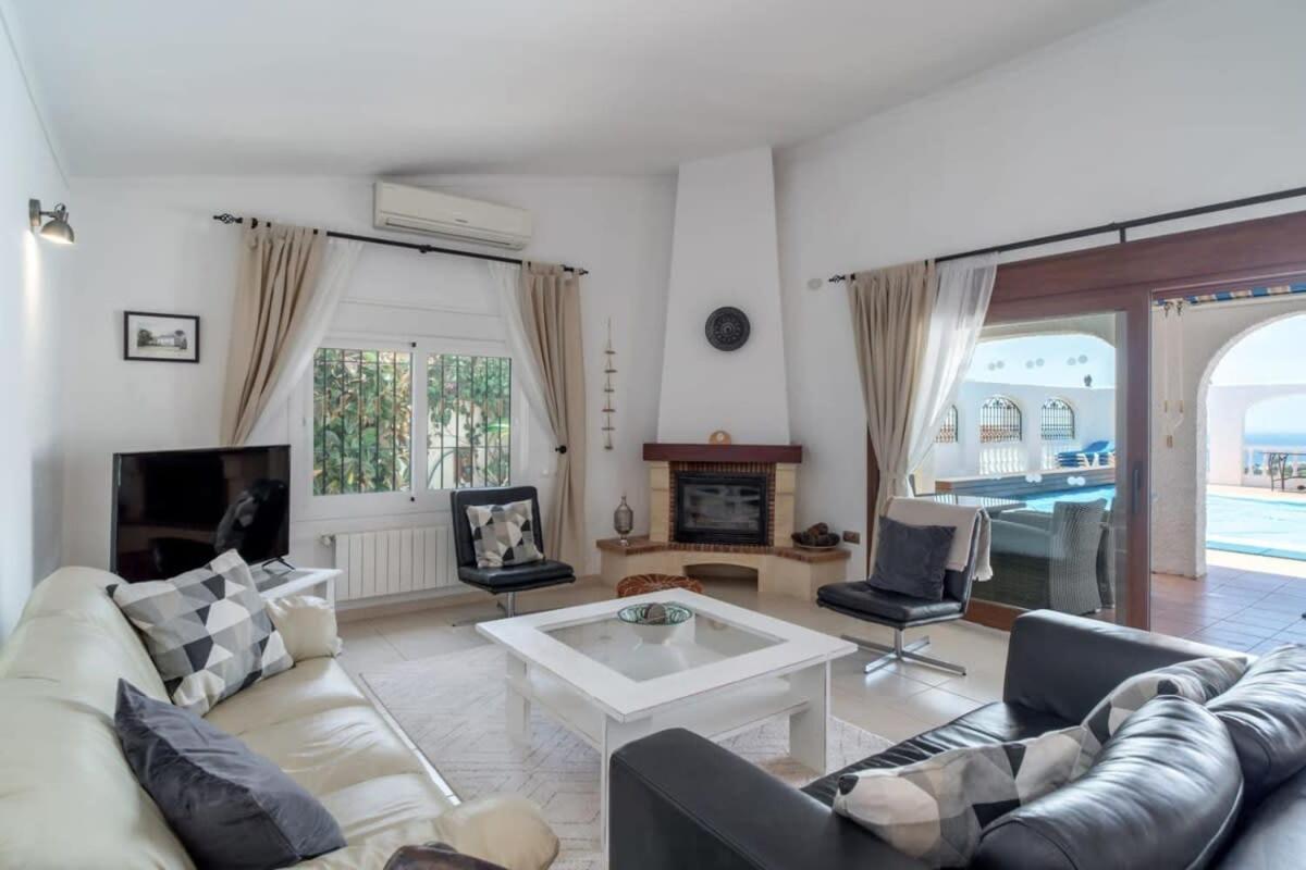 Ballyraine Nerja Exterior foto